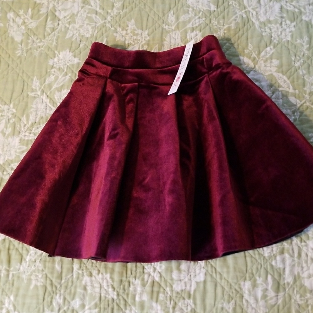 🆕️Mae Li Rose Velvet purple skirt